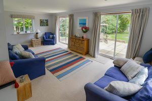 Turi living room | Raintree House Holidays