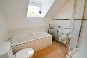 Bathroom at Little Tremawr in Constantine Bay, Cornwall